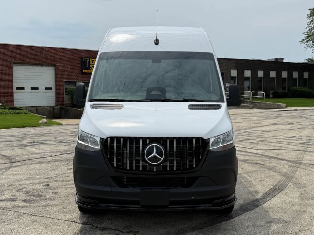 2025 Mercedes-Benz Sprinter