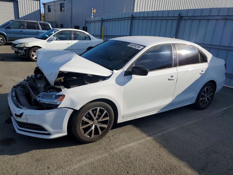 2016 VOLKSWAGEN Jetta