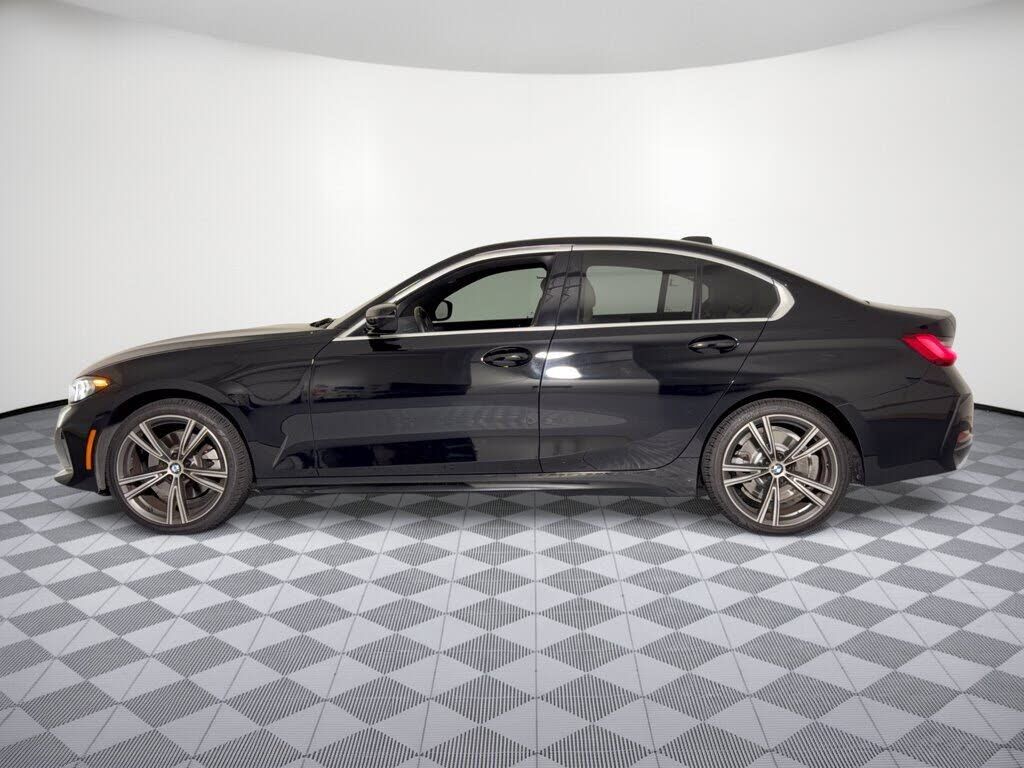 2024 BMW 330i