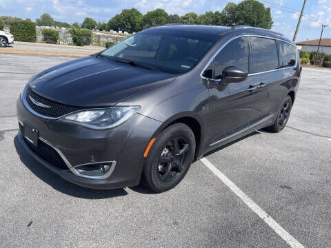 2019 CHRYSLER Pacifica