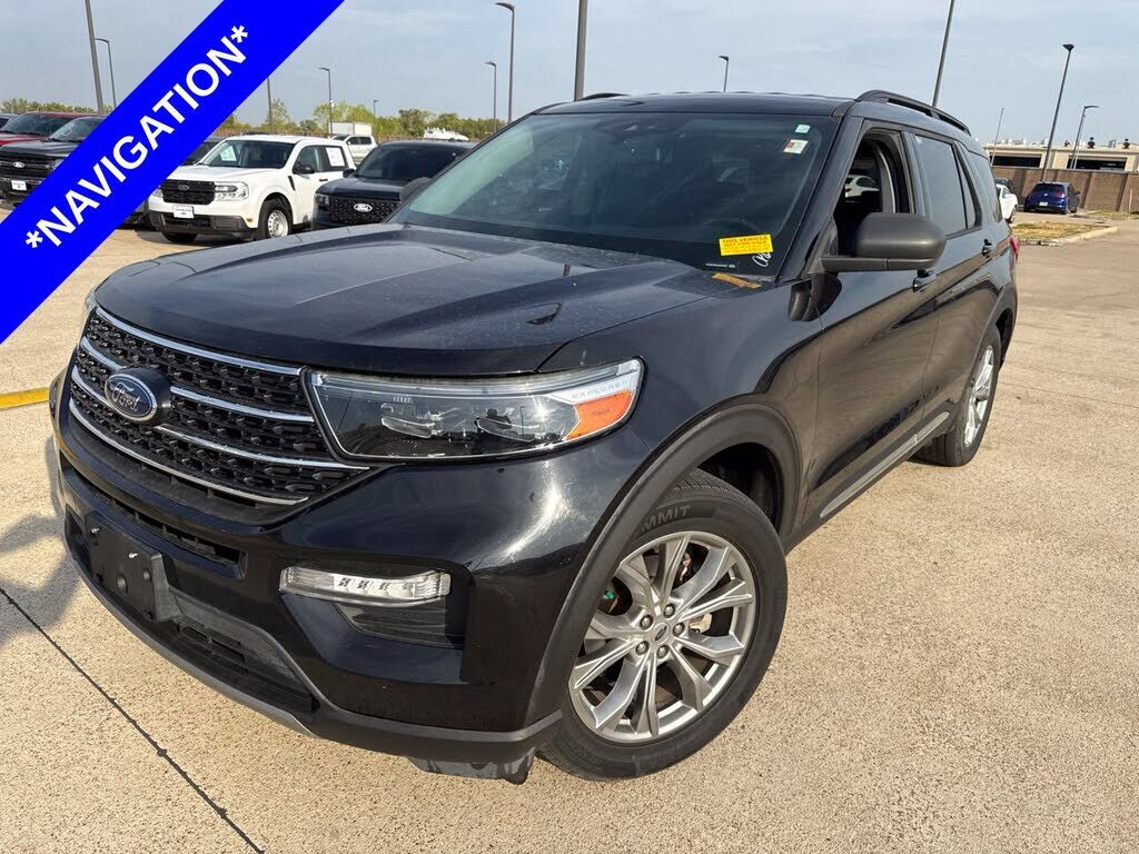 2020 FORD Explorer
