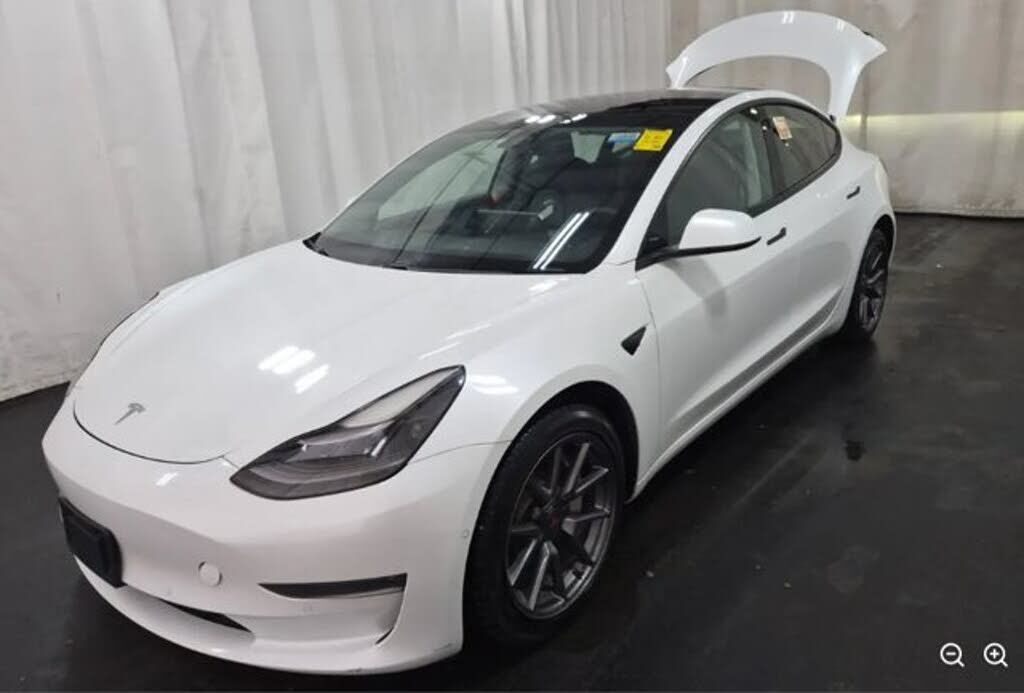 2021 TESLA Model 3