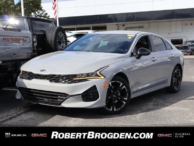 2021 KIA K5