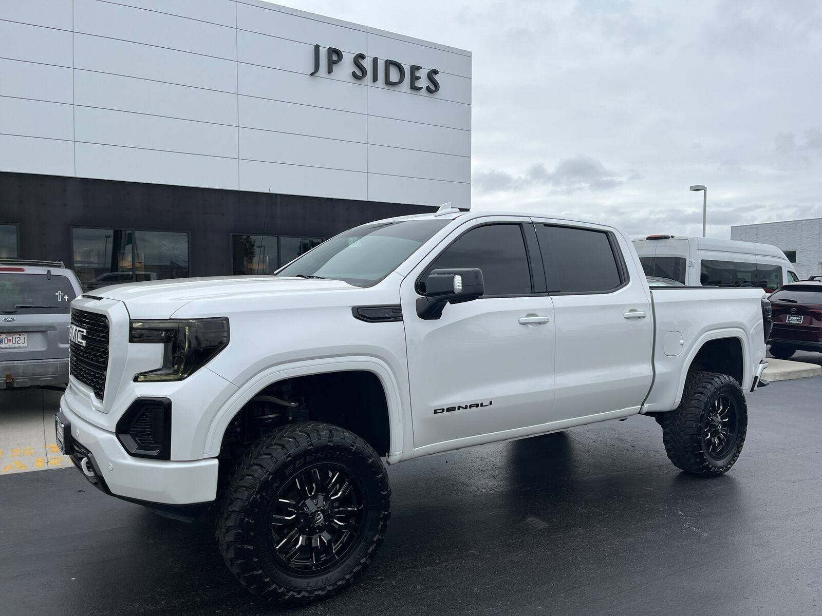 2021 GMC Sierra