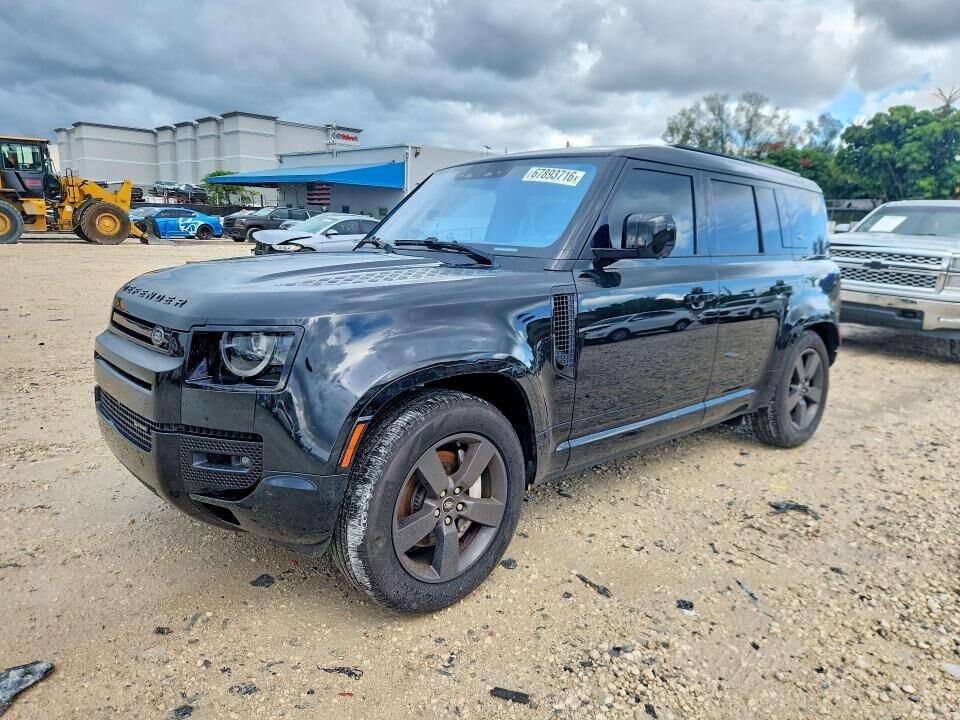 2022 LAND ROVER Defender