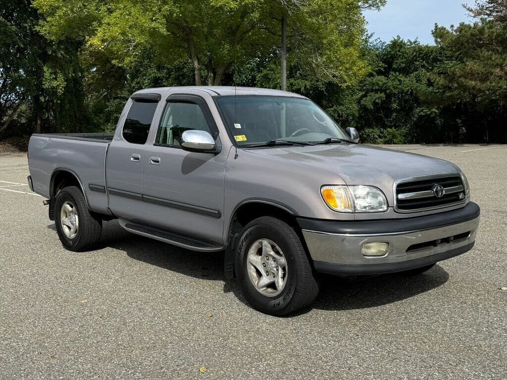 2002 TOYOTA Tundra