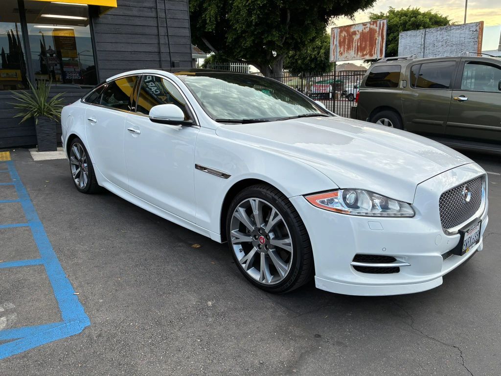 2015 JAGUAR XJ