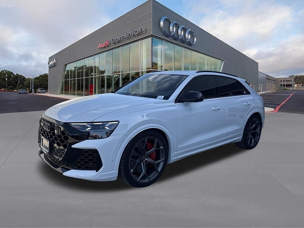 2026 AUDI RS Q8