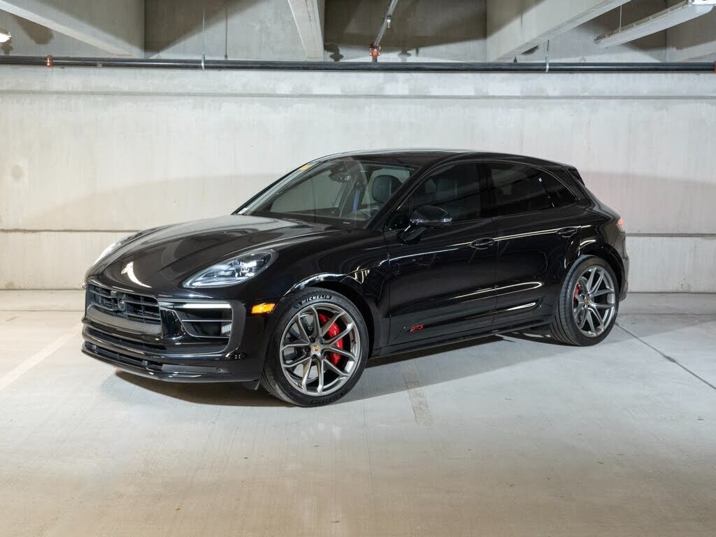 2024 PORSCHE Macan