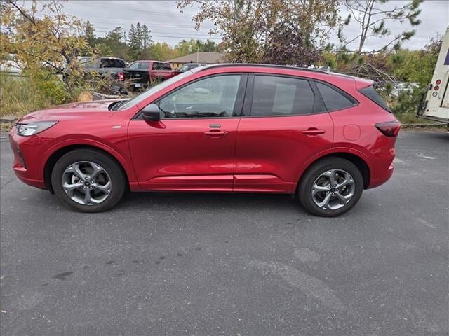 2023 FORD Escape