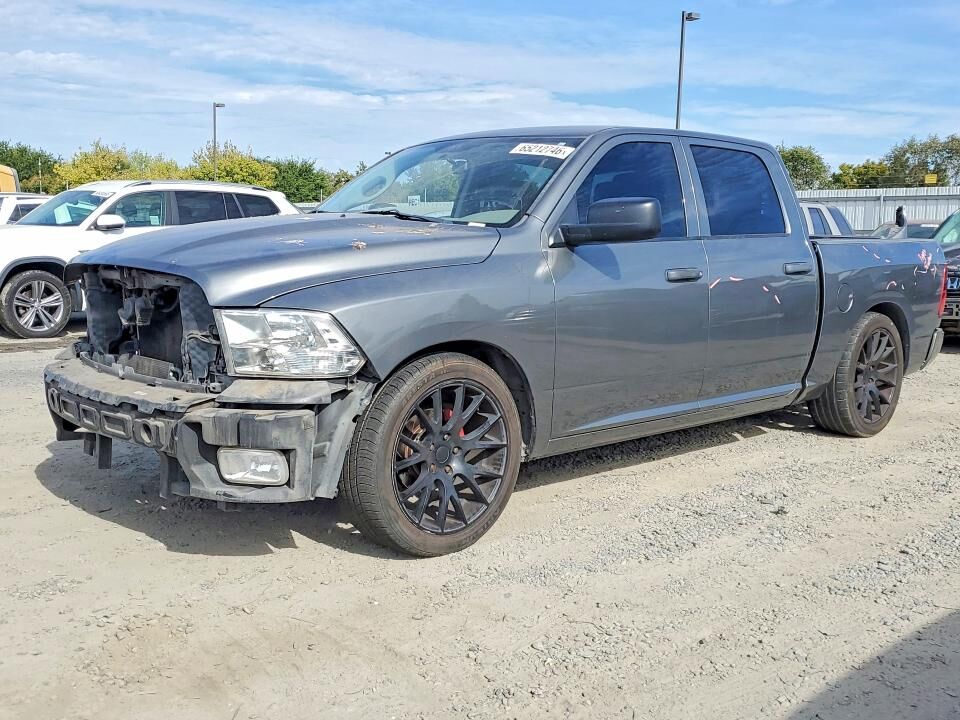 2012 DODGE Ram