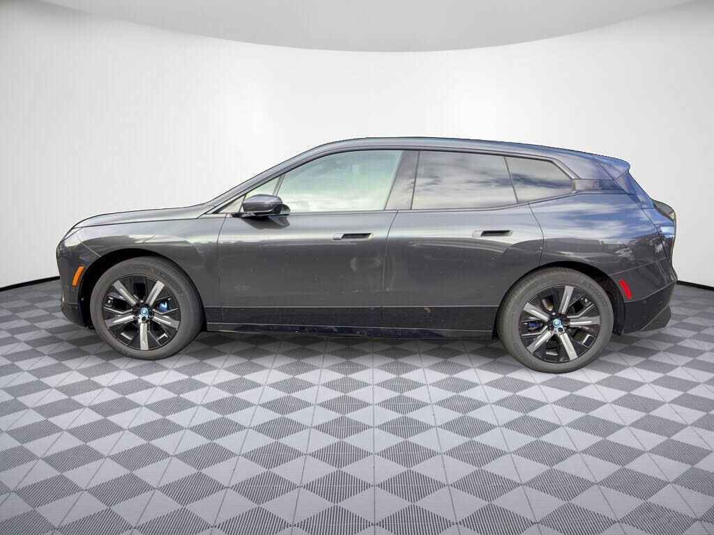 2024 BMW iX