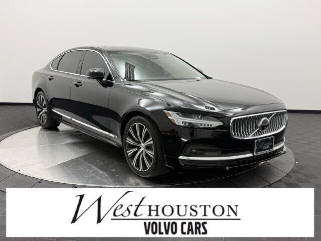 2024 VOLVO S90