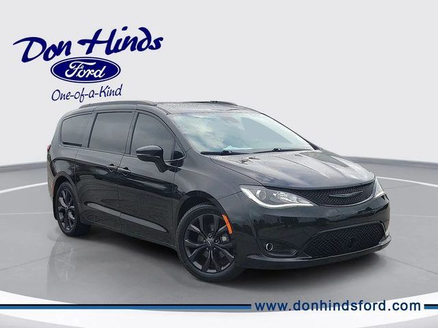 2019 CHRYSLER Pacifica
