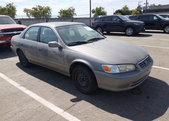 2001 TOYOTA Camry