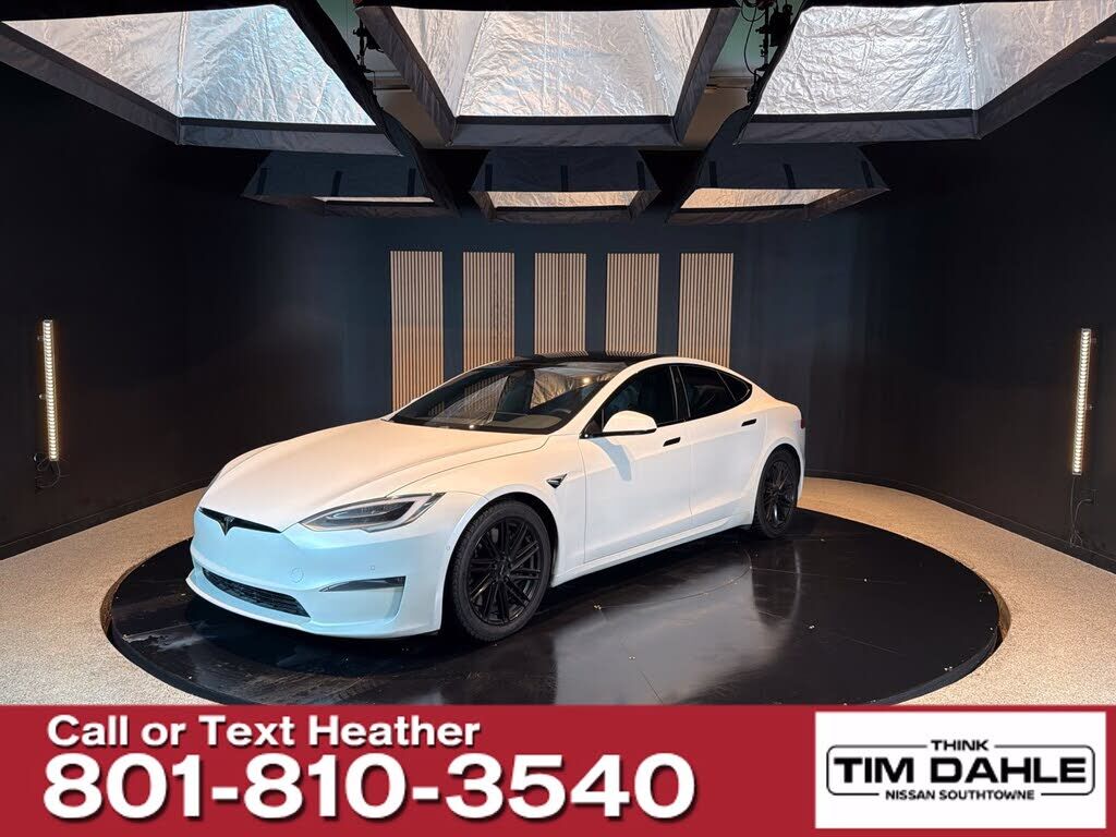 2021 TESLA Model S