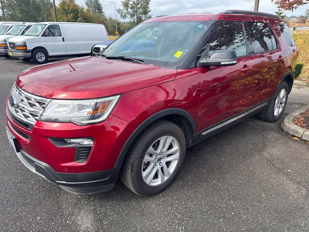 2018 FORD Explorer
