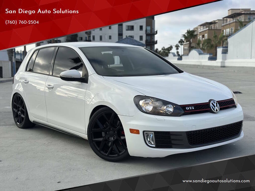 2013 VOLKSWAGEN Golf GTI