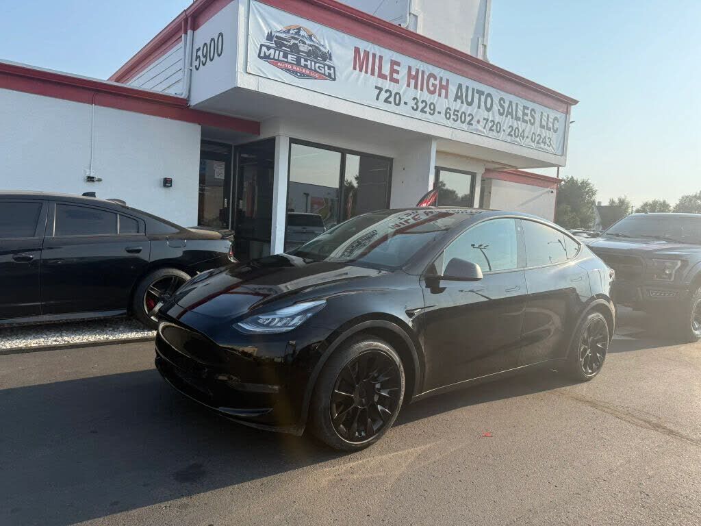 2021 TESLA Model Y