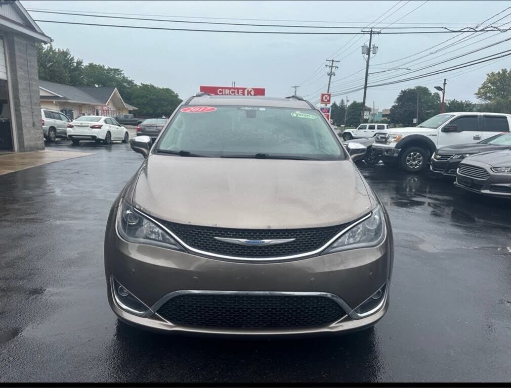 2017 CHRYSLER Pacifica