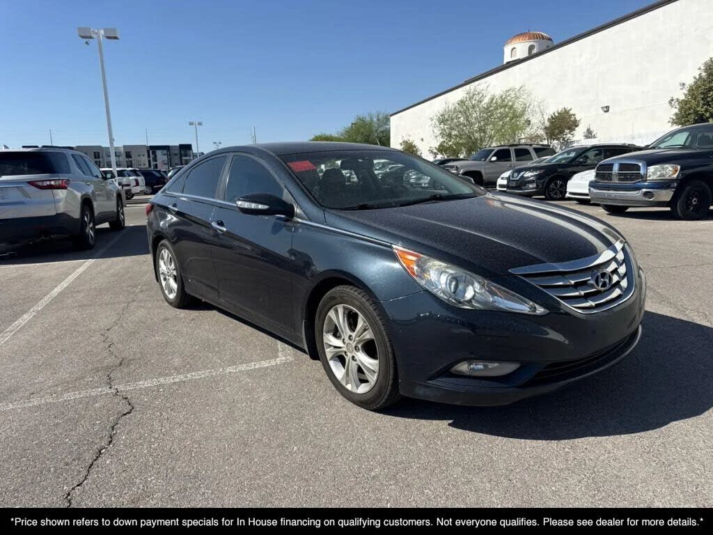 2011 HYUNDAI Sonata