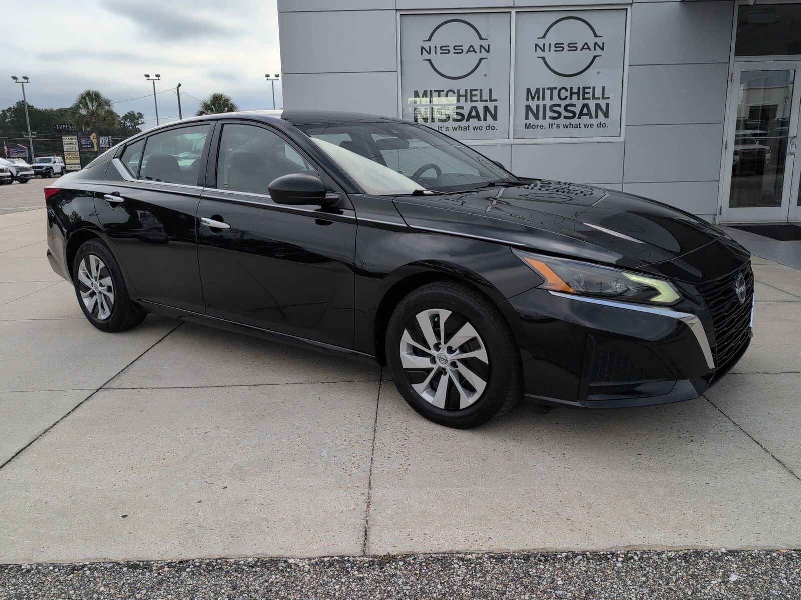 2025 NISSAN Altima