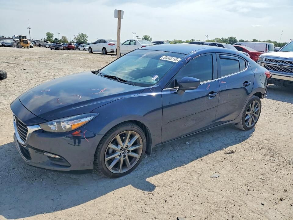 2018 MAZDA Mazda3