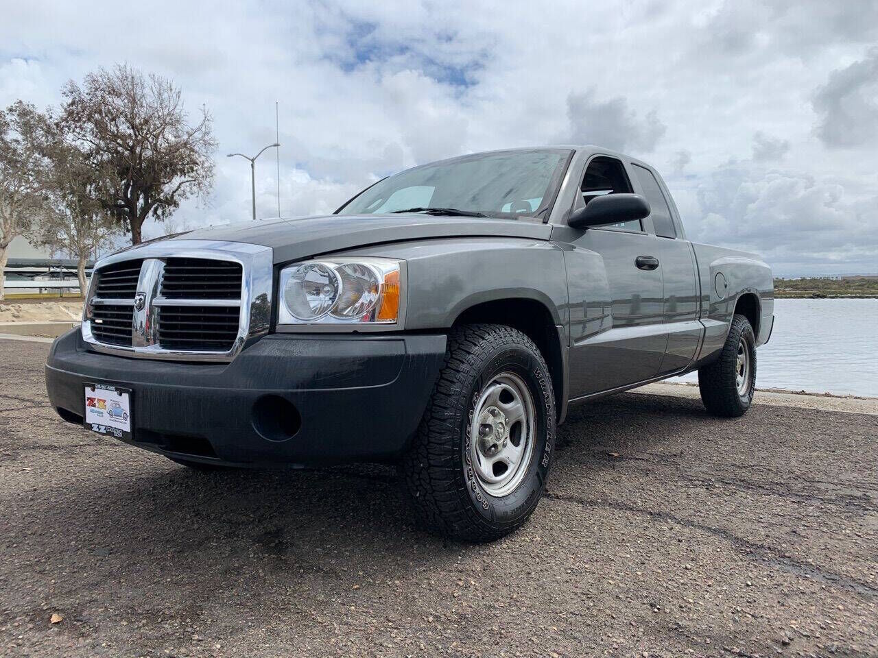 2006 DODGE Dakota