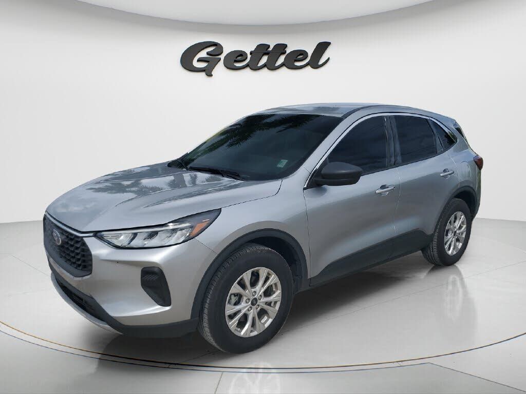 2024 FORD Escape