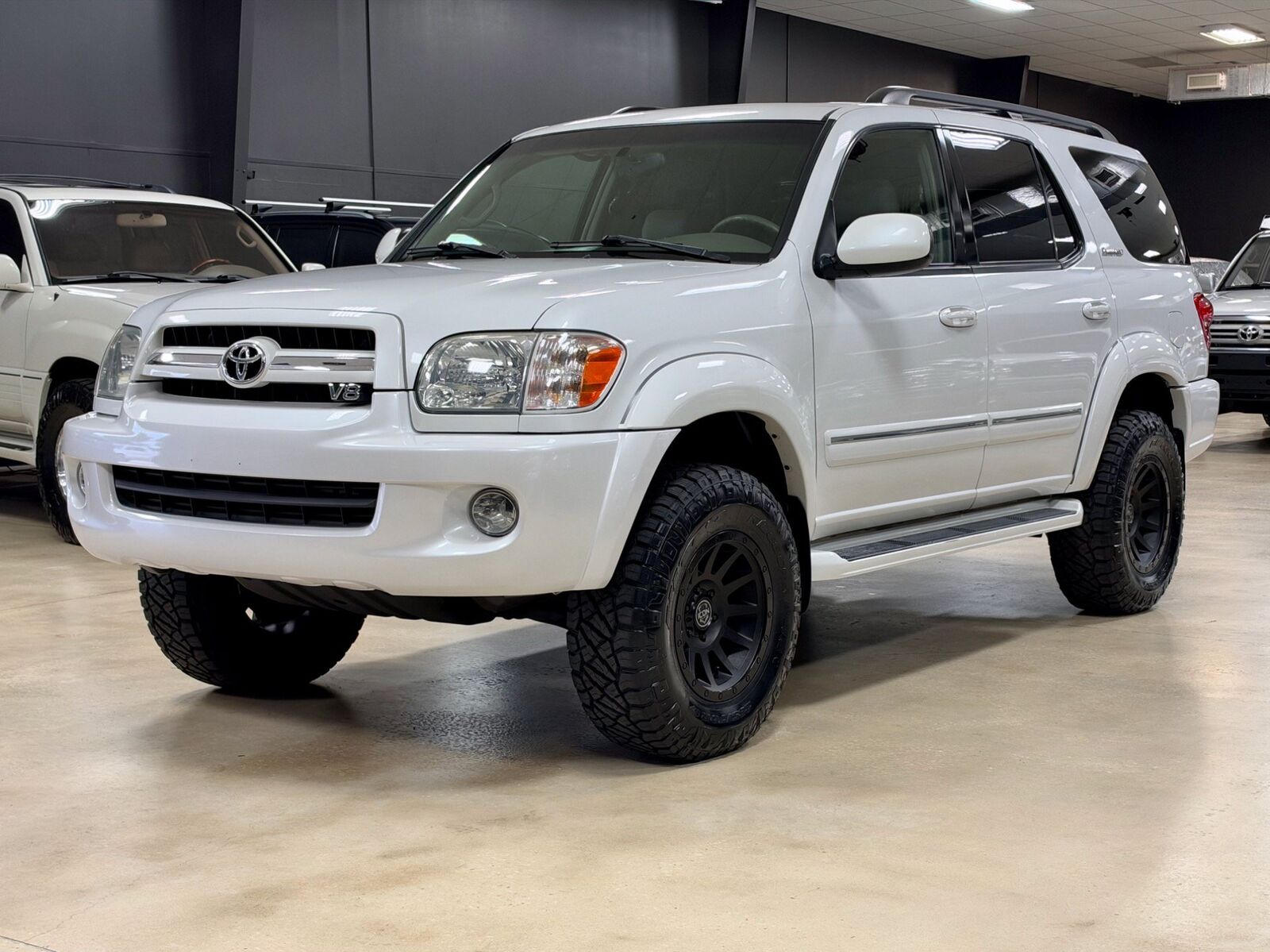 2006 TOYOTA Sequoia