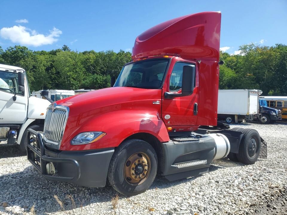 2020 INTERNATIONAL LT625