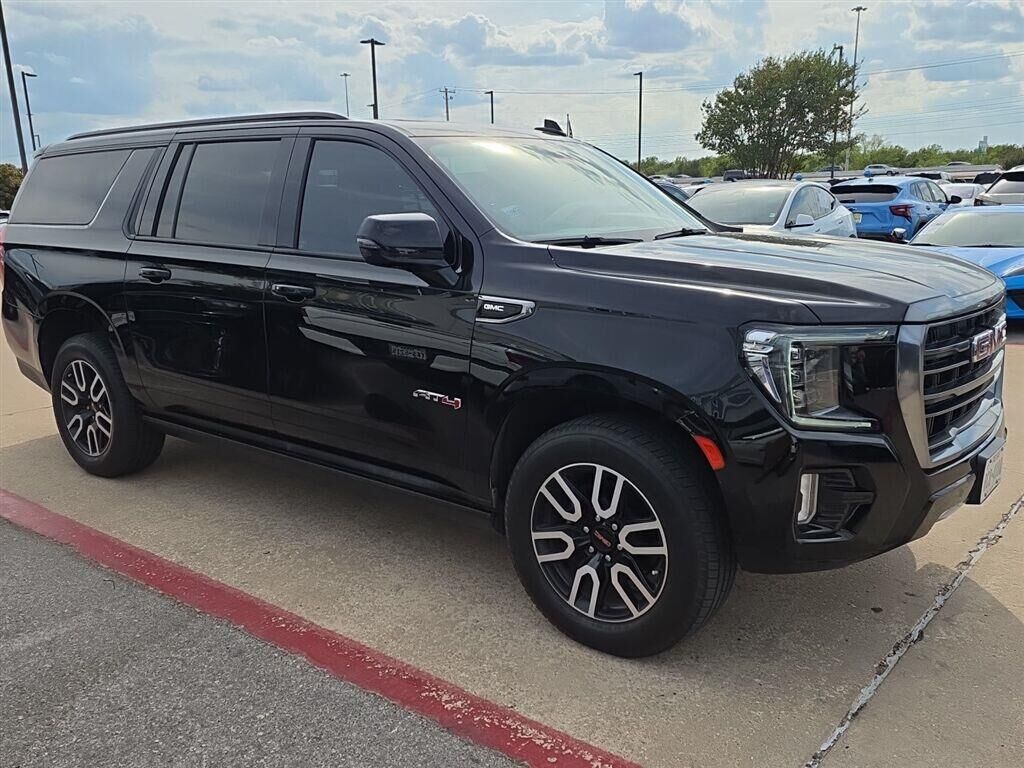 2022 GMC Yukon XL