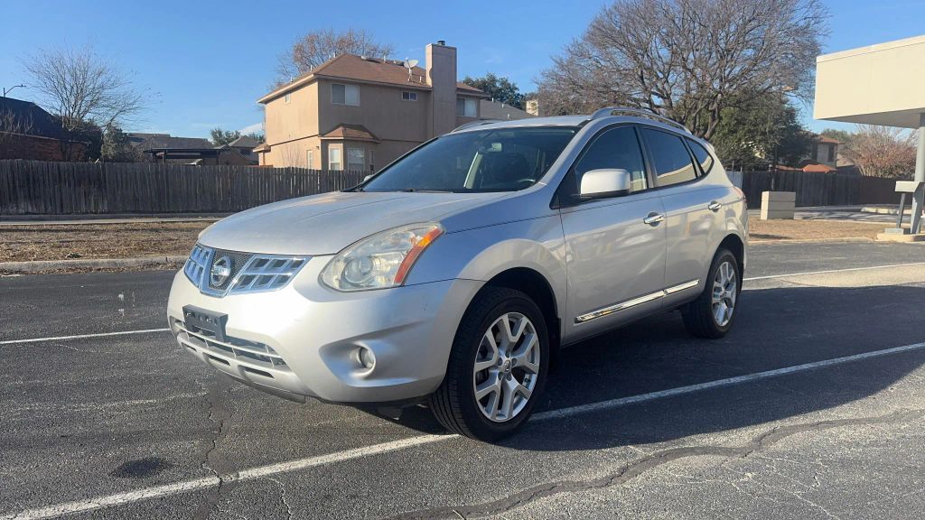2011 NISSAN Rogue