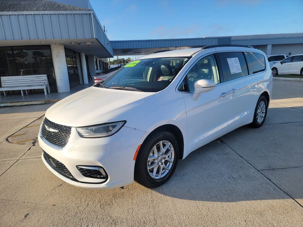 2022 CHRYSLER Pacifica