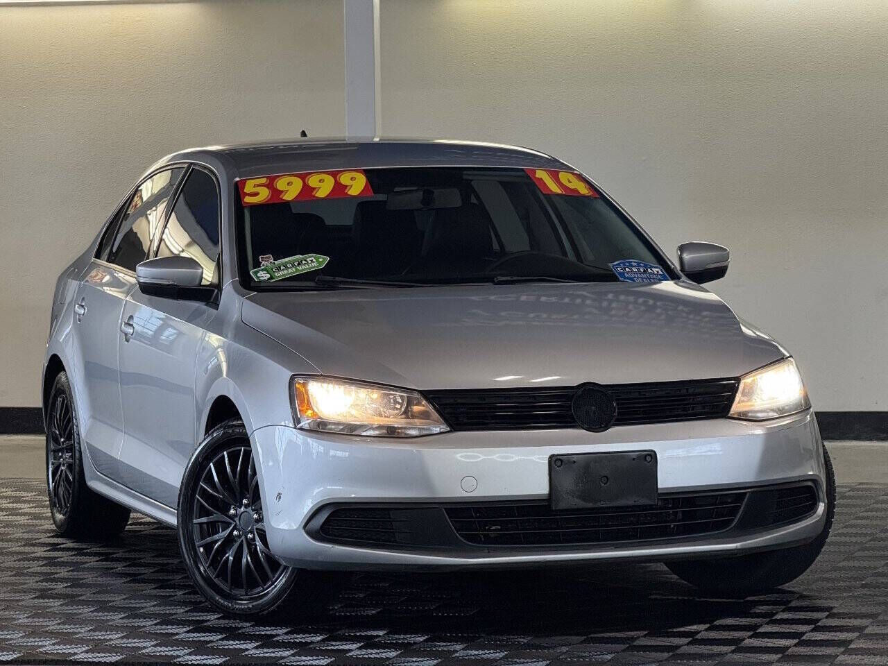 2014 VOLKSWAGEN Jetta