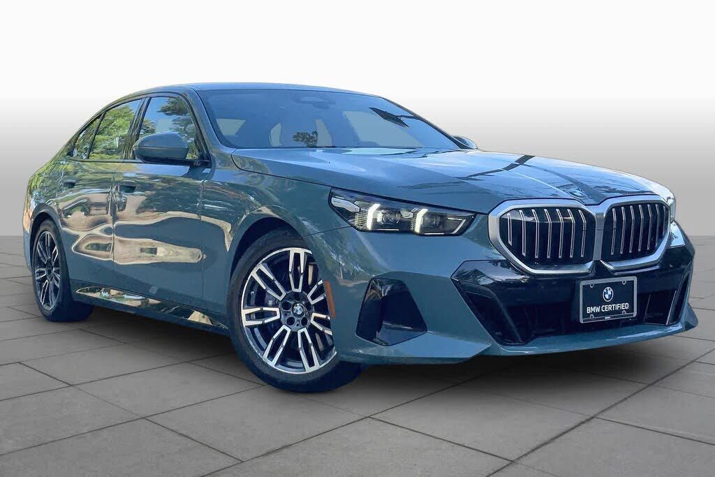 2024 BMW 540i
