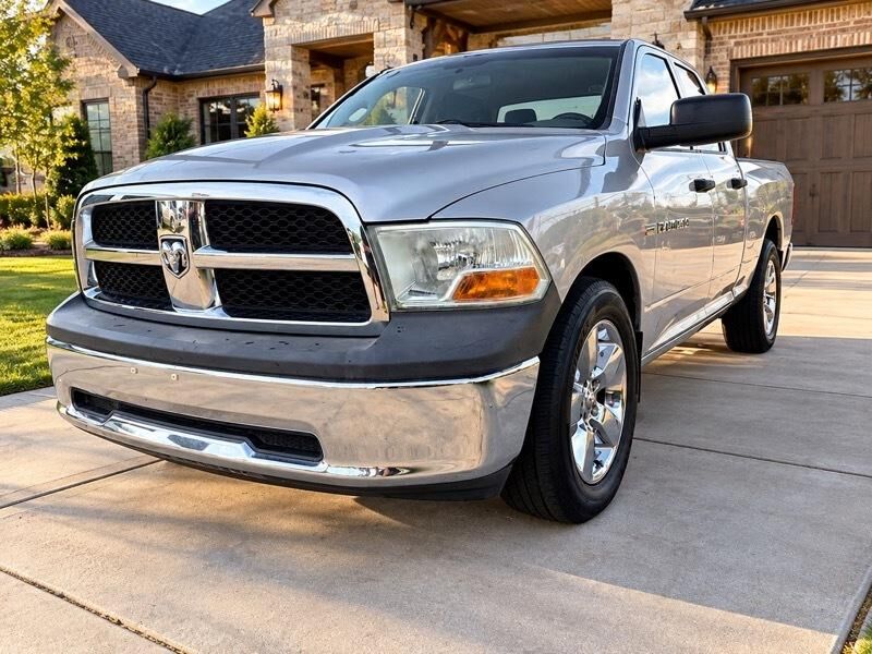 2012 DODGE Ram