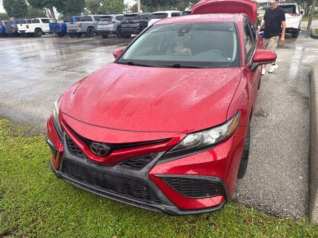 2021 TOYOTA Camry