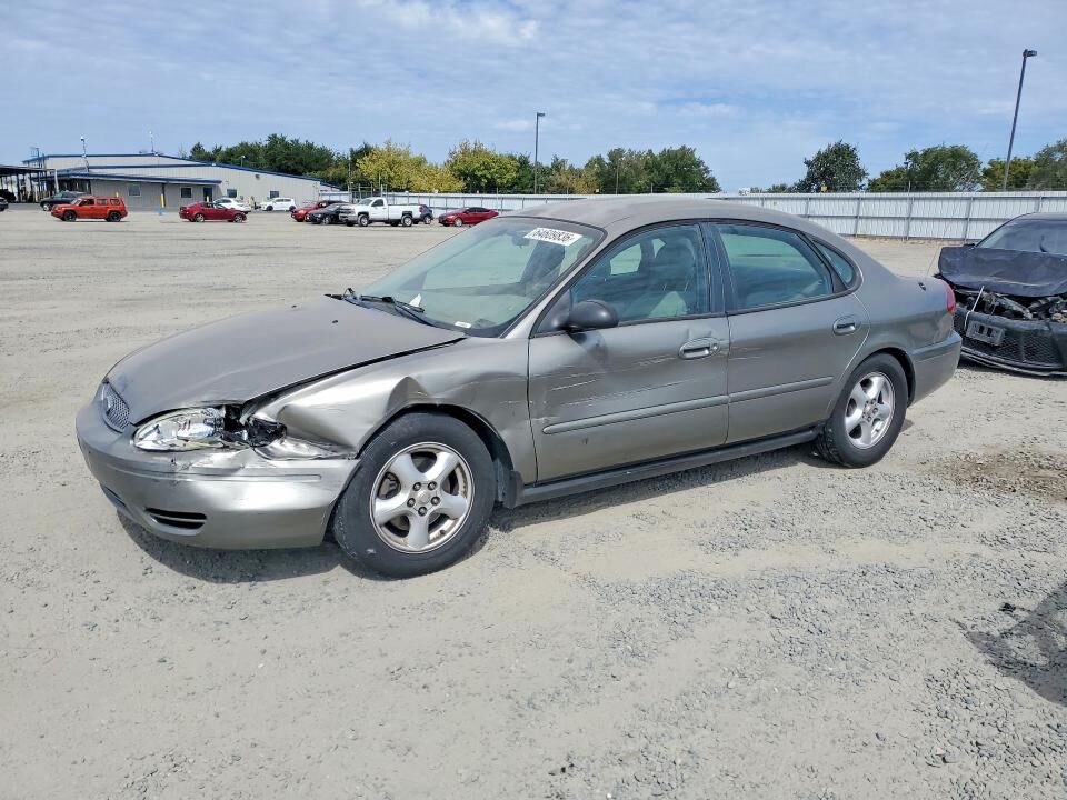 2004 FORD Taurus