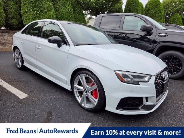 2019 AUDI RS3