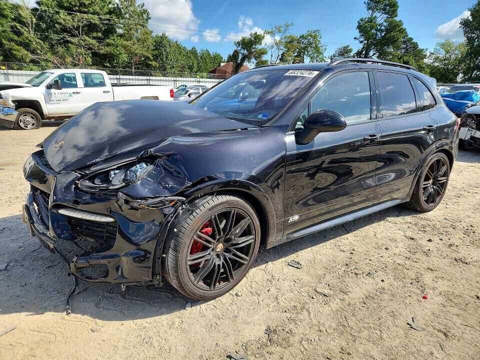 2014 PORSCHE Cayenne
