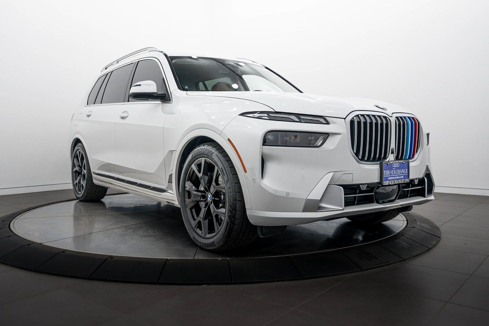 2023 BMW X7