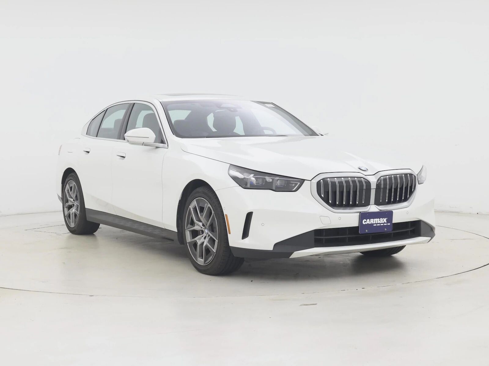 2026 BMW 530i