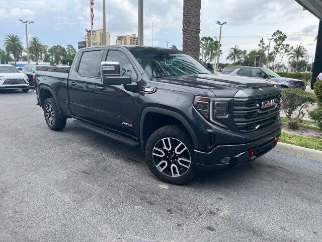 2023 GMC Sierra