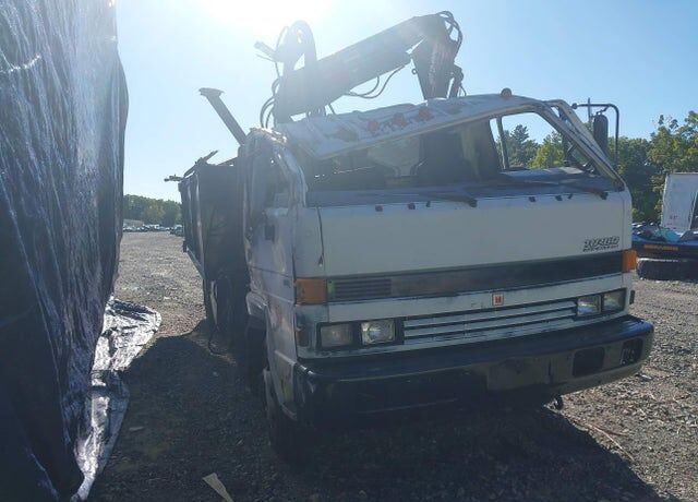 1994 ISUZU NRR
