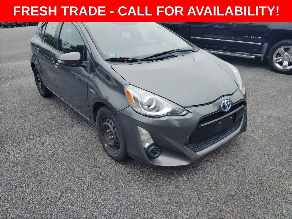 2015 TOYOTA Prius