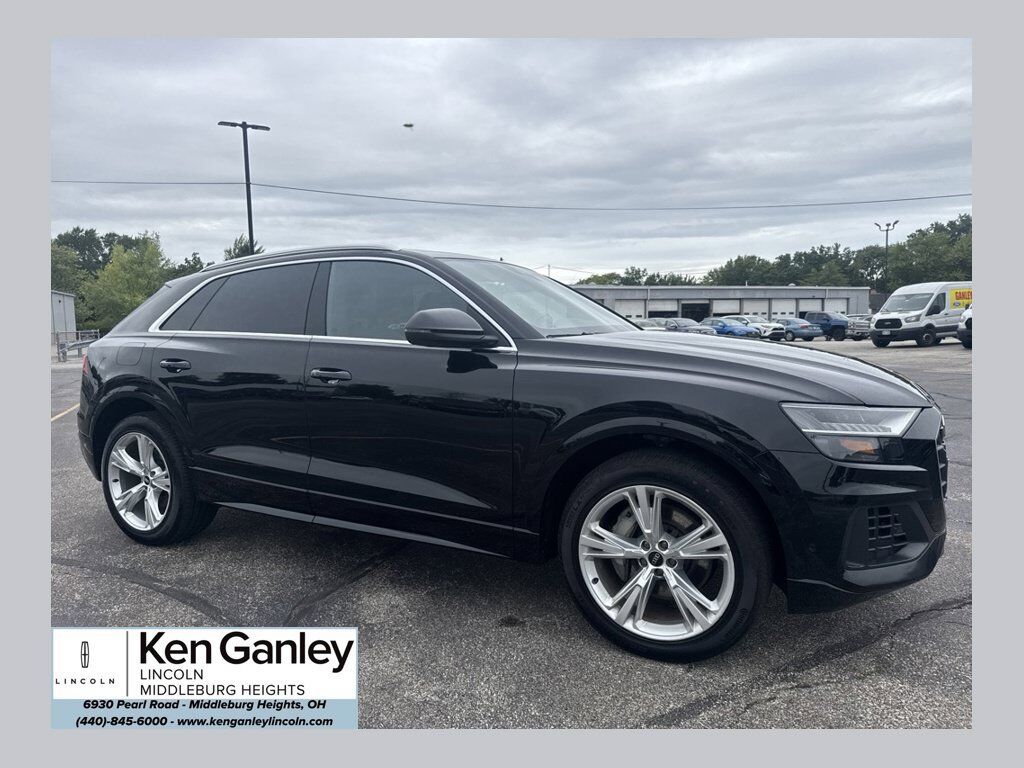 2021 AUDI Q8