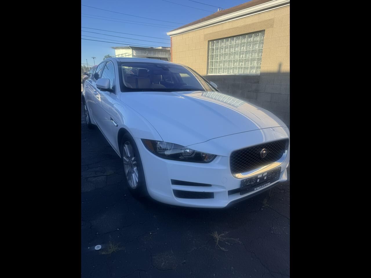 2017 JAGUAR XE