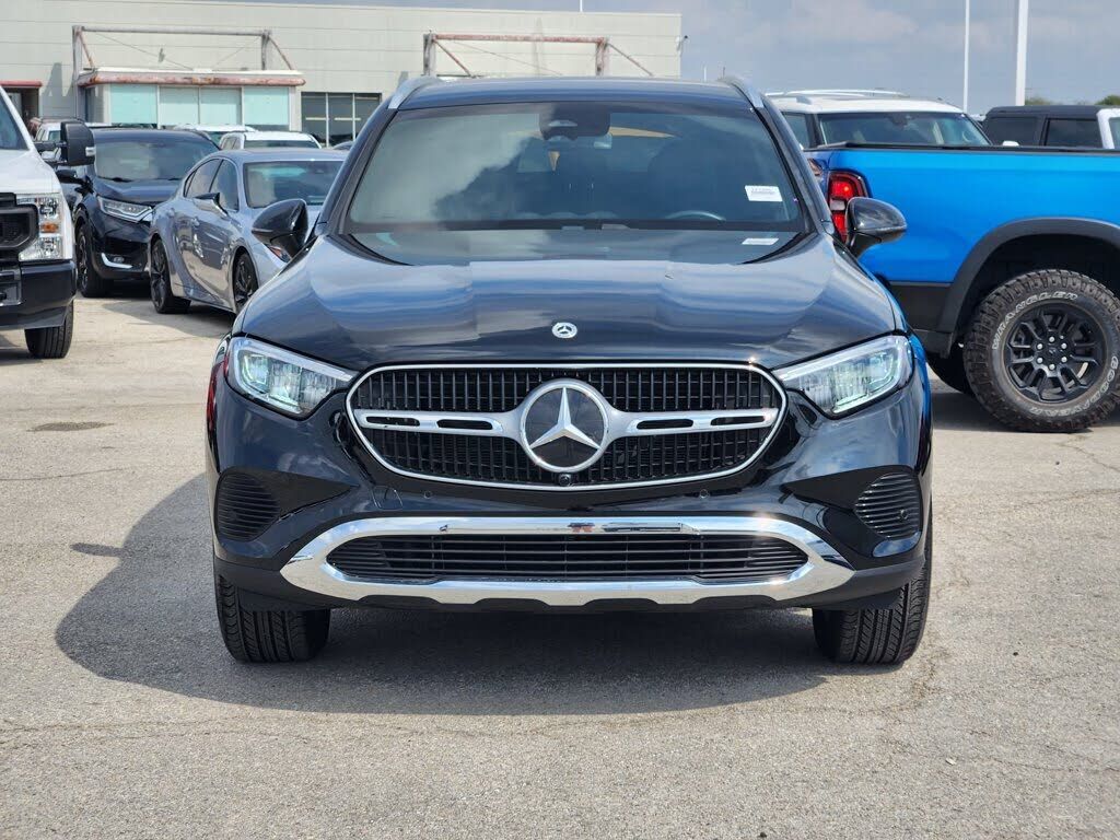 2025 Mercedes-Benz GLC-Class