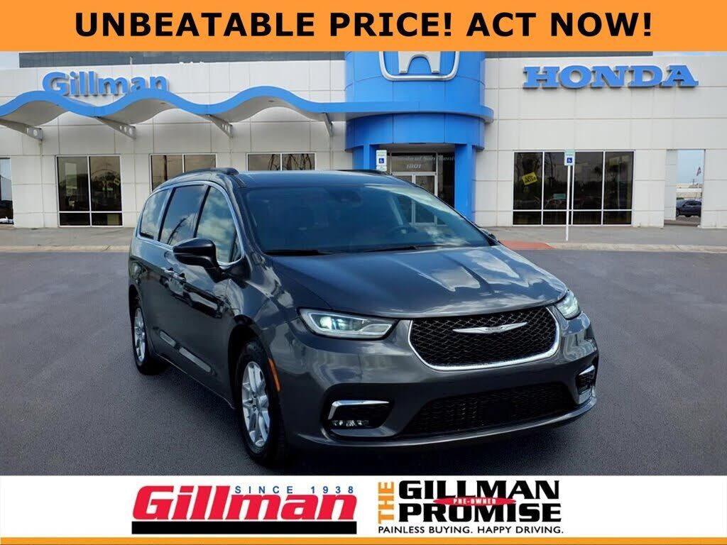 2022 CHRYSLER Pacifica